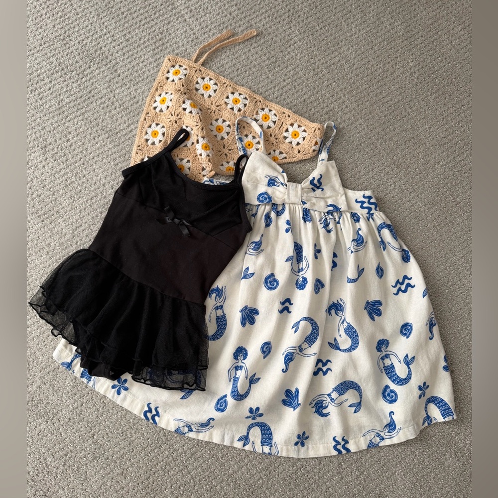 Adorable Outfit Bundle- Old Navy Linen Dress (4T)- Danskin Bodysuit (4/5)+ Gift